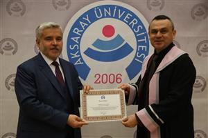 Unvanda Yükselen Öğretim Üyelerimiz Cübbelerini Giydi