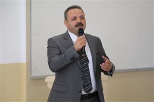 Rektör Arıbaş Genç Tıpçılarla Buluştu