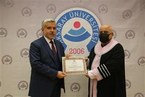 Unvanda Yükselen Öğretim Üyelerimiz Cübbelerini Giydi
