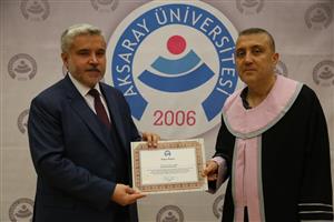 Unvanda Yükselen Öğretim Üyelerimiz Cübbelerini Giydi