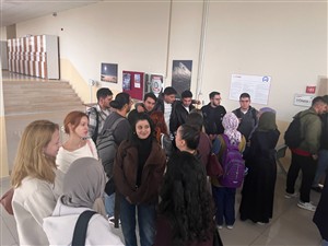 Tıp ve Diş Hekimliği Öğrencileri Meslekler Arası Eğitimde Buluştu