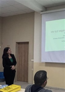 Dönem III Enfeksiyon Kurulu kapsamında düzenlenen HIV Enfeksiyonu konulu panelimiz, Dekanımız Prof. Dr. Servet Gölgeler’in başkanlığında gerçekleştirildi.