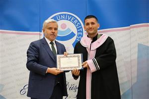 ASÜ’de Unvan Alan Akademisyenlerimiz Cübbelerini Giydi